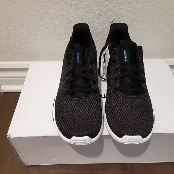 Adidas - Picture 4 of 4